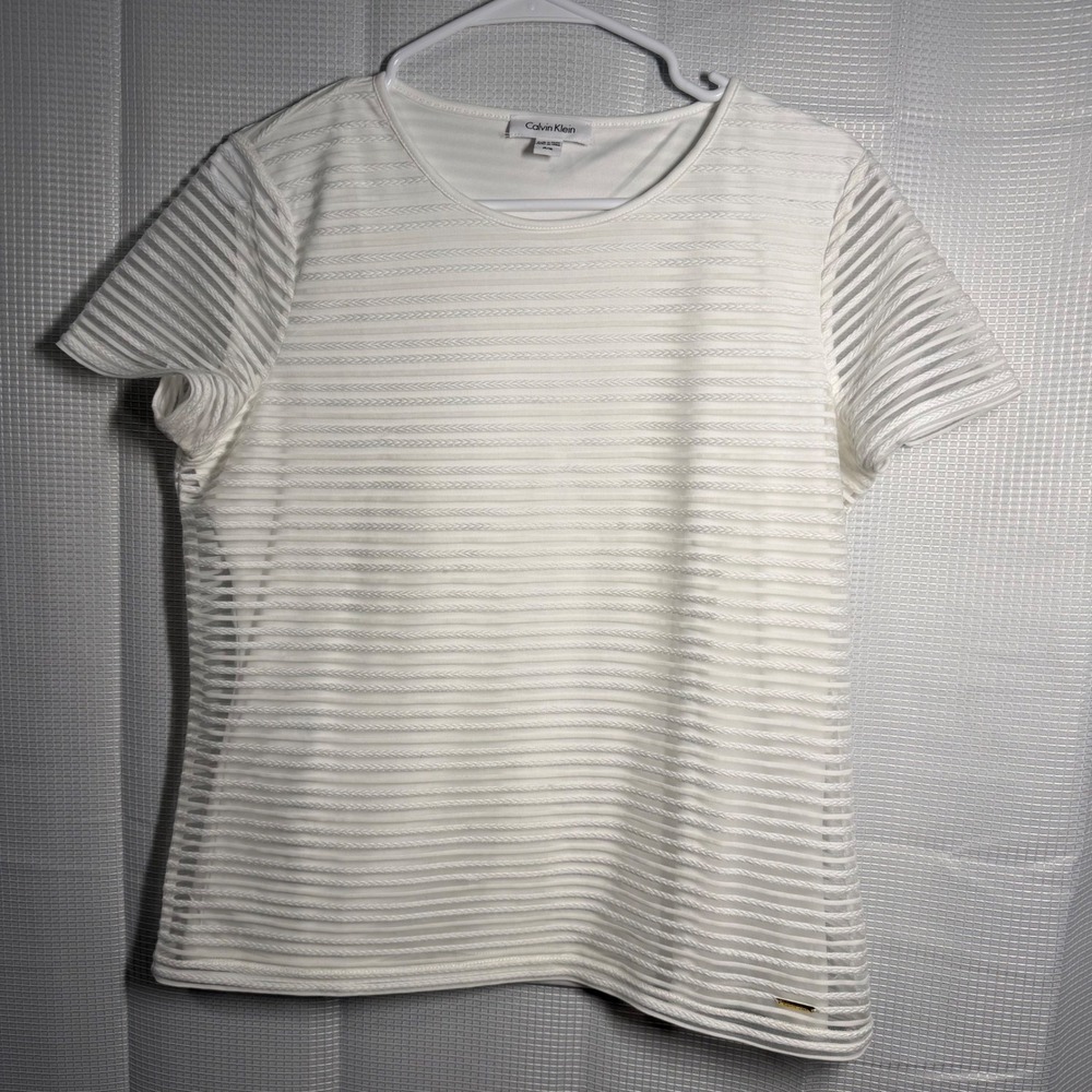 Calvin Klein‎ Mesh Stripe Top M White Short Sleeve Textured Crew Neck